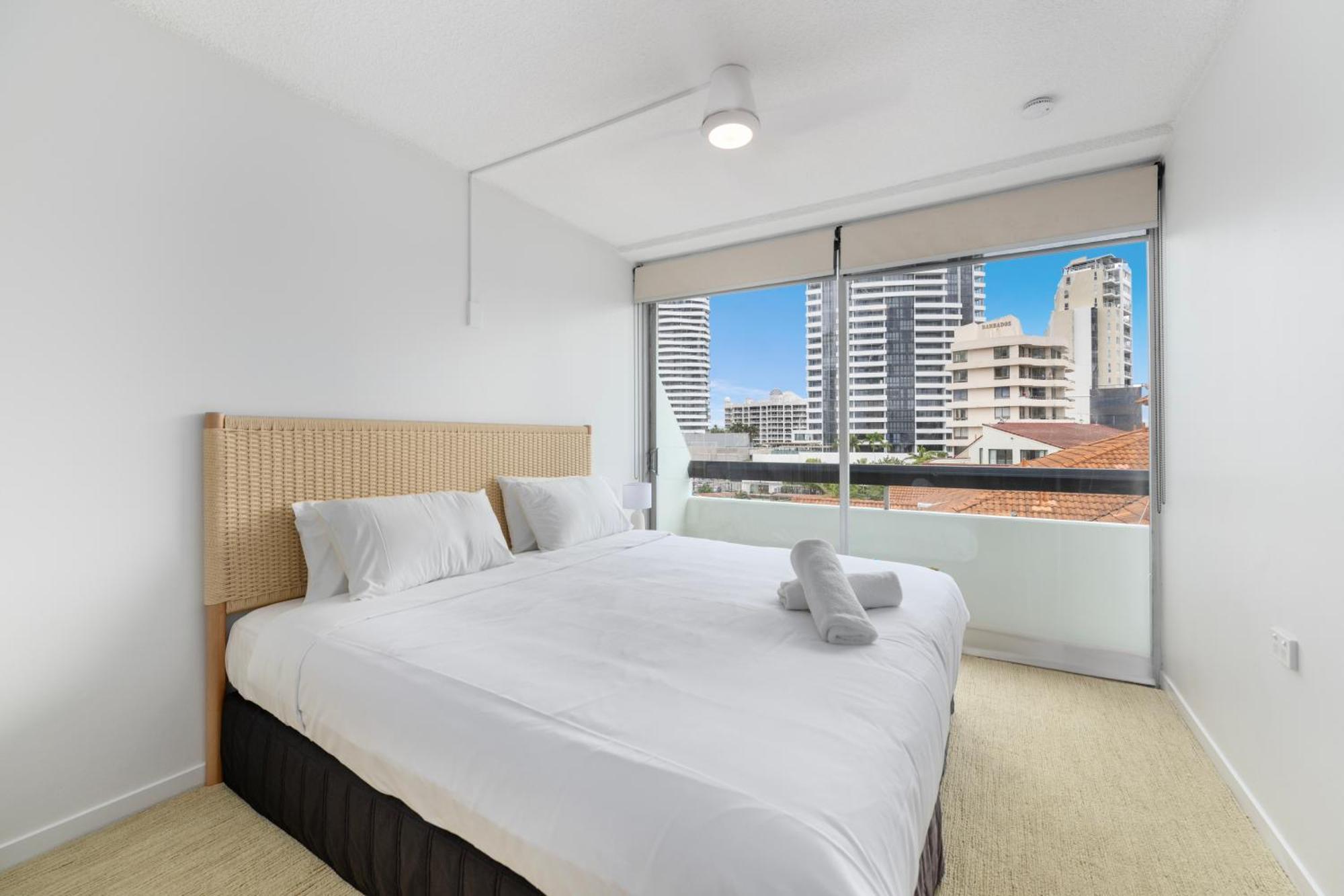 Hi Ho Beach Apartments On Broadbeach Голд-Кост Экстерьер фото