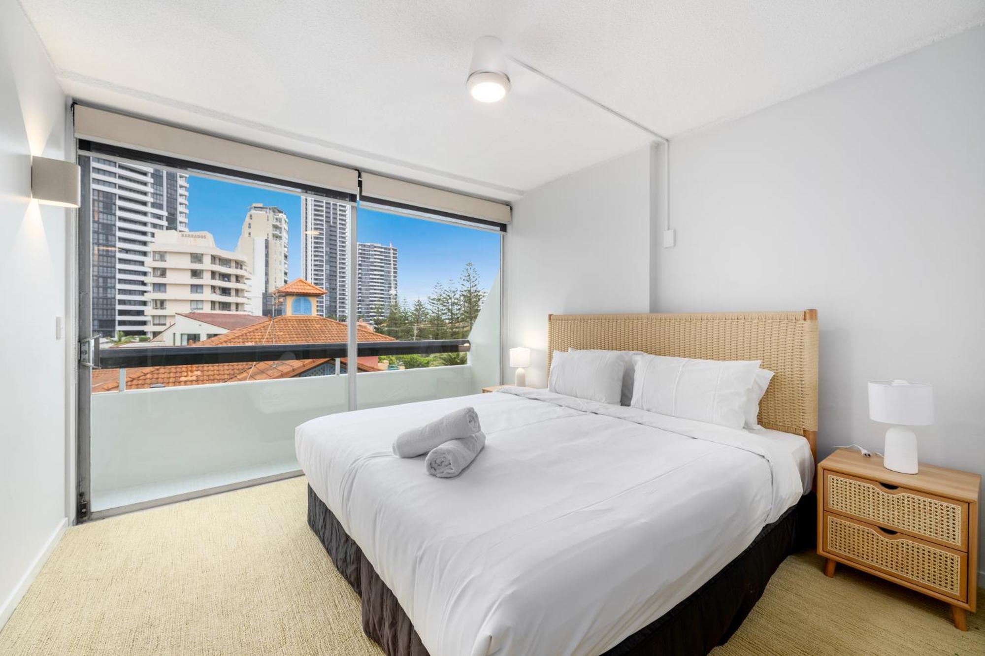 Hi Ho Beach Apartments On Broadbeach Голд-Кост Экстерьер фото