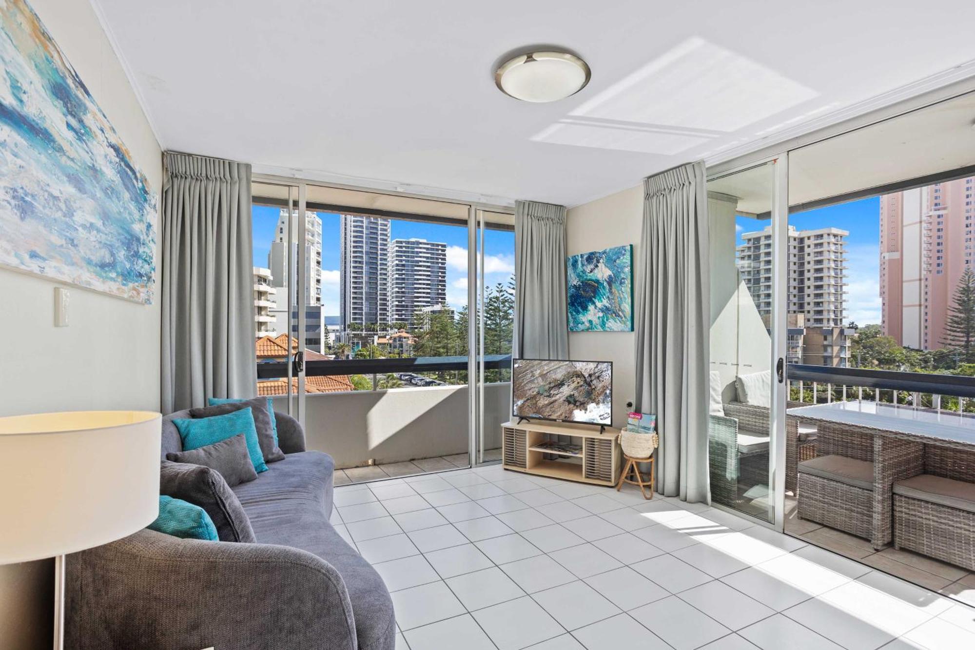 Hi Ho Beach Apartments On Broadbeach Голд-Кост Экстерьер фото